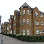 Rent 2 bedroom flat in Woking