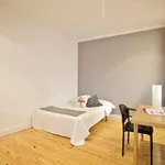 Rent a room of 80 m² in madrid