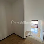 Affitto 3 camera appartamento di 120 m² in Campobasso