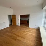 Rent 3 bedroom flat in Wales