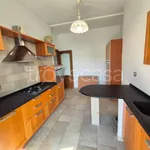 Rent 4 bedroom apartment of 110 m² in Genova