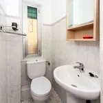 Rent a room of 110 m² in Madrid