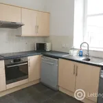 Rent 2 bedroom flat in Aberdeen