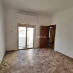 Affitto 4 camera appartamento di 90 m² in Reggio di Calabria