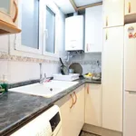 Rent a room of 90 m² in barcelona