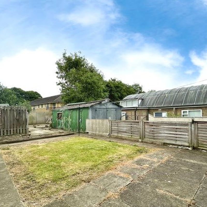 Semi-detached house to rent in Copthorne Gardens, Bradley, Huddersfield HD2