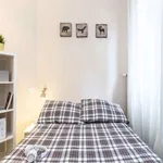 Rent a room in milan