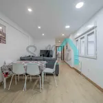 Alquilo 3 dormitorio apartamento de 68 m² en Oviedo