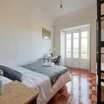 Rent 7 bedroom apartment in Lisbon