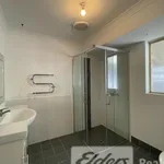 Rent 3 bedroom house in Waikiki