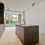 Huur 3 slaapkamer appartement van 119 m² in Willemspark