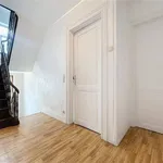 Maison de 650 m² avec 2 chambre(s) en location à Chenestre