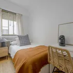 Rent a room of 180 m² in madrid