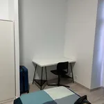 Rent a room in lisbon