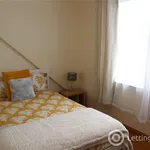 Rent 2 bedroom flat in Aberdeen