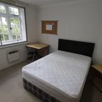 Flat to rent in Portsmouth Road, Guildford GU2