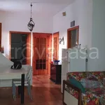 Rent 2 bedroom house of 100 m² in Leporano