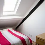 Rent 5 bedroom flat in Leicester