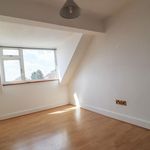 Rent 4 bedroom flat in East Of England