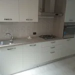 Rent 3 bedroom apartment of 145 m² in Vicenza