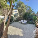 Appartement de 120 m² avec 4 chambre(s) en location à Cannes