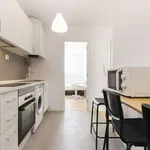 Rent a room in lisbon