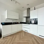 Huur 4 slaapkamer appartement van 128 m² in Leyenburg