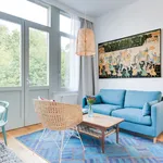 Huur 1 slaapkamer appartement van 646 m² in Brussels