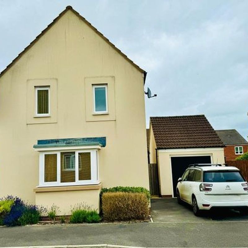 Detached house to rent in Sanders Close, Swindon SN2 Knarsdale