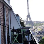 Rent 2 bedroom apartment of 44 m² in PARIS 15