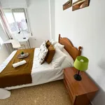 Rent a room of 100 m² in valencia