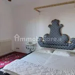 Rent 4 bedroom house of 130 m² in Siena