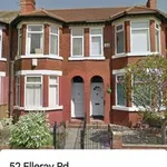 Rent 3 bedroom house in Salford