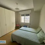 Rent 2 bedroom apartment of 60 m² in Milan