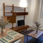 Rent 2 bedroom apartment of 40 m² in Paris