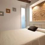 Rent 2 bedroom apartment of 50 m² in barcelona