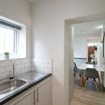 Rent 4 bedroom house in Stoke-on-Trent