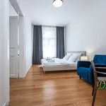 Rent 3 bedroom apartment of 90 m² in Prague