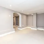 Rent 2 bedroom house in London