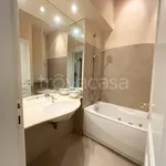 Rent 5 bedroom apartment of 164 m² in Roma