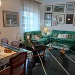 Rent 5 bedroom apartment of 130 m² in Genova