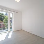 Pronajměte si 3 ložnic/e byt o rozloze 90 m² v Průhonice