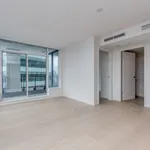 Appartement de 914 m² avec 2 chambre(s) en location à Vancouver