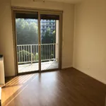 Appartement de 8063 m² avec 3 chambre(s) en location à ECULLY