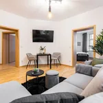 Miete 4 Schlafzimmer wohnung von 65 m² in Magdeburg