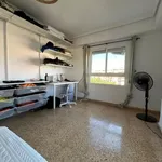 Alquilar 4 dormitorio apartamento en Valencia