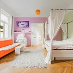 Miete 6 Schlafzimmer wohnung von 2422 m² in Vienna