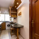 Rent a room of 78 m² in granada