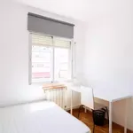 Rent 3 bedroom apartment in Madrid