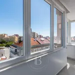 Rent 3 bedroom apartment of 117 m² in Lisbon